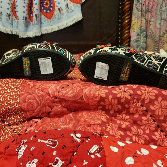 Wedge Heel - Picture 9 of 9